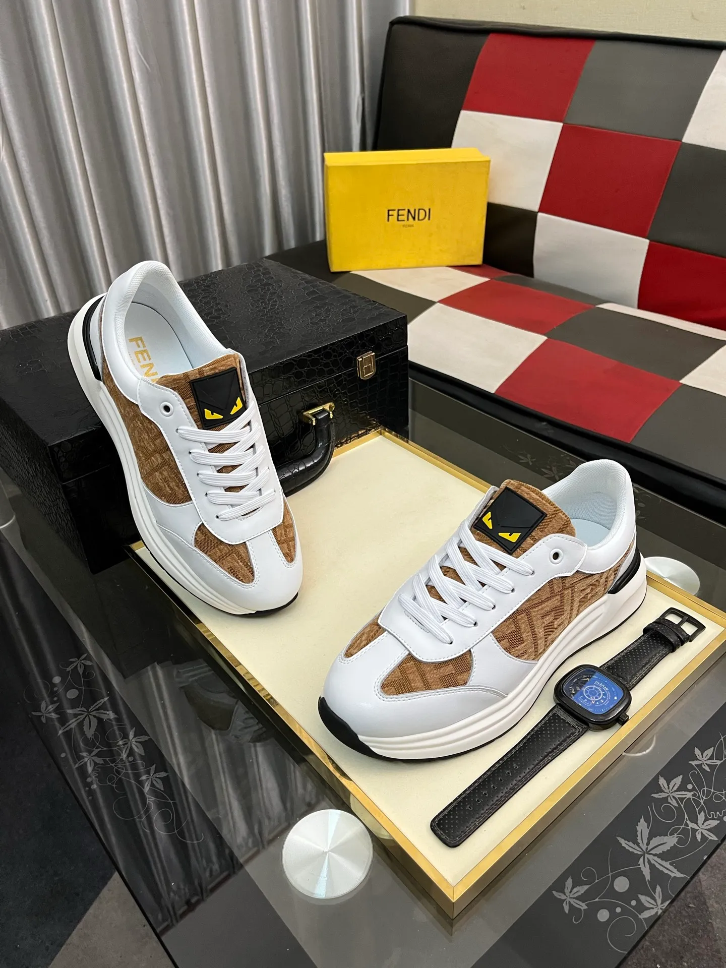 Men's Men's Shoes💰438⌚️⌚️[Fendi] Fendi's latest casual shoes for men! Available at counters simultaneously! A one-to-one replica of the original. All imported official website one-to-one cowhide fabric. The interior is made of top-grade sheepskin, and the original factory-supplied rubber outsole is used. Leading new fashion concepts. Matching code: 38-44. 2️⃣ colors available